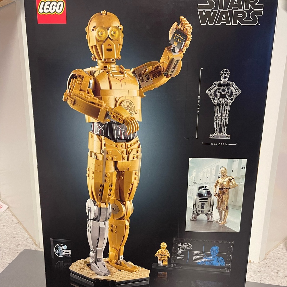 LEGO Star Wars C-3PO Building Set -Gold/Silver 75398 1138Pcs Retired NIB Sealed - Picture 3 of 9